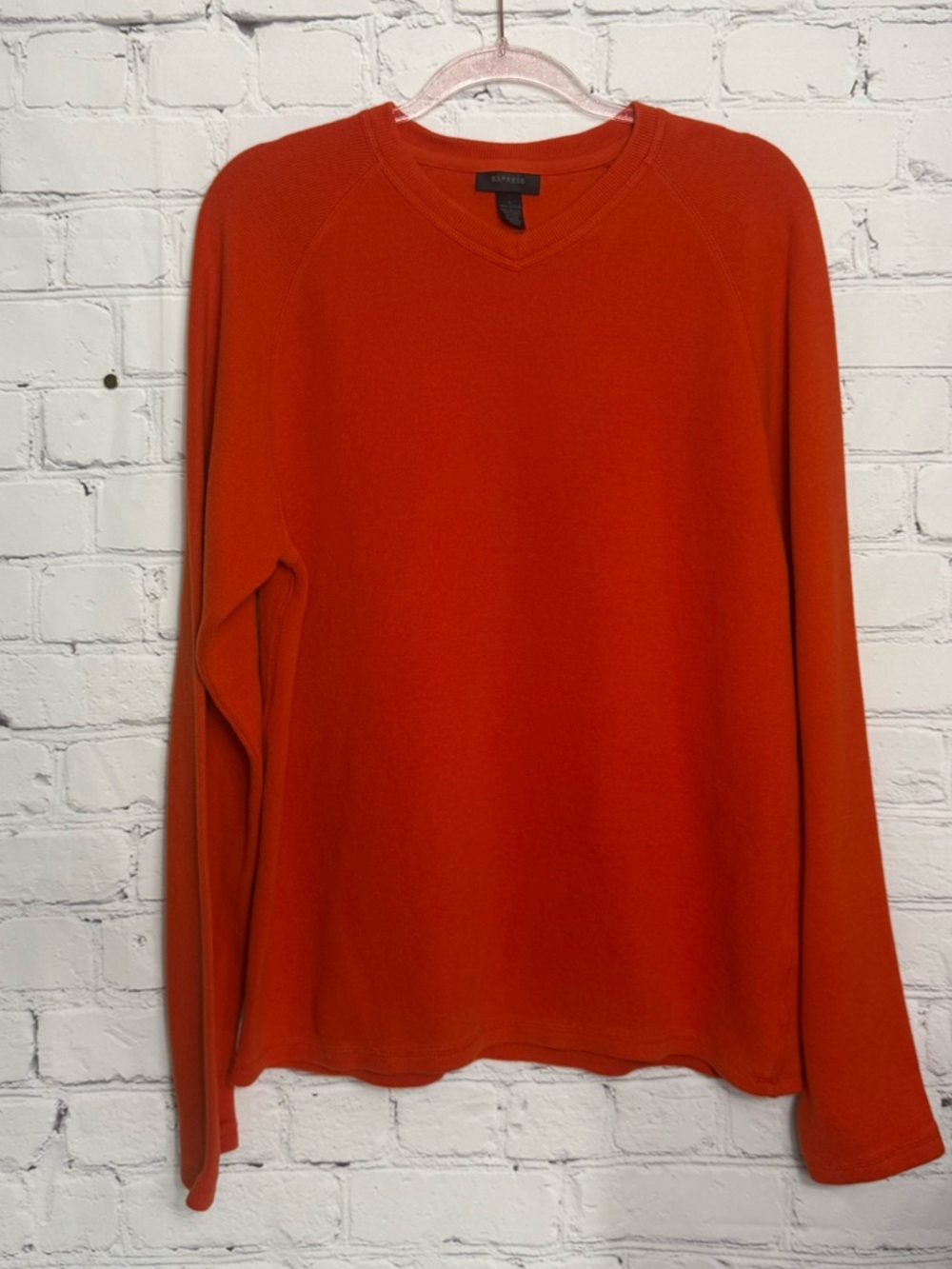 Express Men's V-Neck Sweater in Orange size L 100% cotton